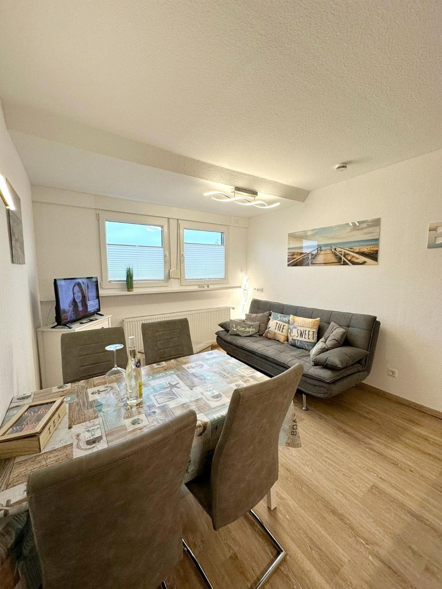 Ferienwohnung Haus Boje Knurrhahn Neuharlingersiel Exterior foto